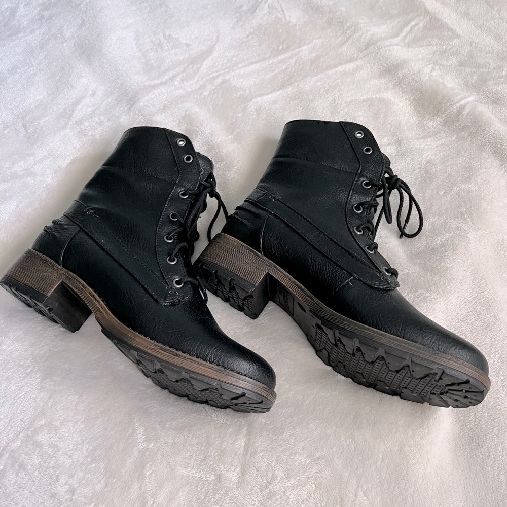 🖤Winter Ready! Nirvana Combat Boot by Crown Vintage - Picture 12 of 12